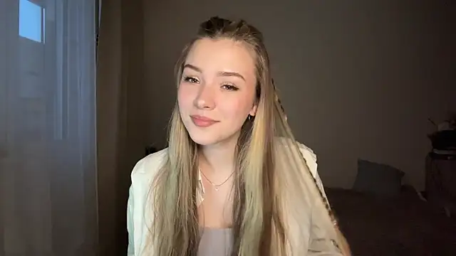 Kimi Luckman online show from February 2026 02:46:01 PM