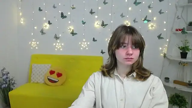 Snapshot of AnnaWest_ chatting on March 2026 06:30:02 AM AnnaWest online show from March 2026 06:30:02 AM