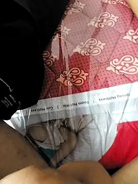 Snapshot of chocolatesboy143 chatting on February 2026 04:32:01 AM chocolatesboy143 online show from February 2026 04:32:01 AM