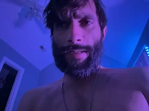 Snapshot of TrndSettr chatting on February 2026 10:44:01 PM TrndSettr online show from February 2026 10:44:01 PM