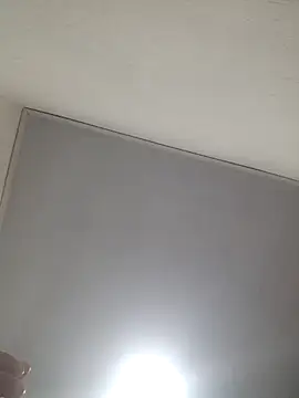 Cris18sexy online show from June 2026 01:11:02 AM