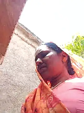 Snapshot of Muskan44s chatting on May 2026 04:07:02 AM Muskan44s online show from May 2026 04:07:02 AM