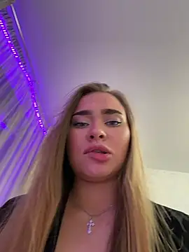 MonicaWestt online show from May 2026 06:53:01 PM