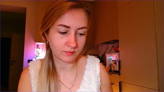 BluueSilk online show from February 2026 06:30:02 AM