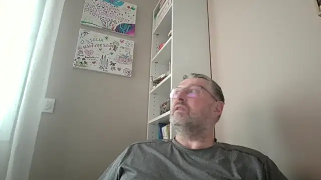 Snapshot of doudou310 chatting on February 2026 08:19:02 AM doudou310 online show from February 2026 08:19:02 AM