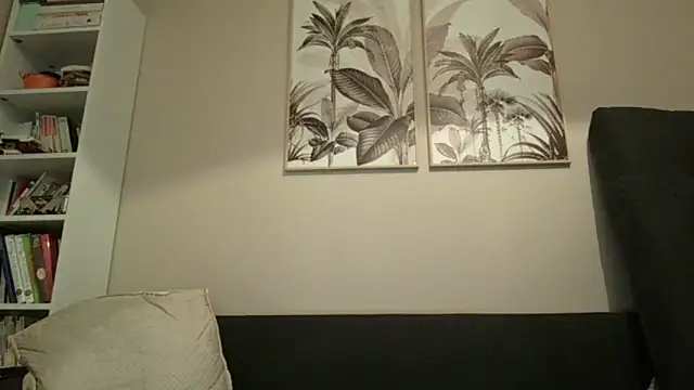 Snapshot of doudou310 chatting on February 2026 05:48:02 AM doudou310 online show from February 2026 05:48:02 AM