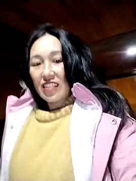 Snapshot of Tina-beo chatting on February 2026 01:59:02 AM Tina-beo online show from February 2026 01:59:02 AM