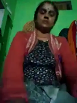 Snapshot of Miya_jaan chatting on February 2026 05:22:02 PM Miya jaan online show from February 2026 05:22:02 PM