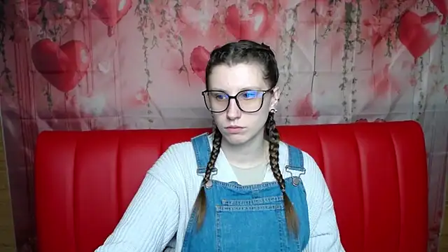 LilianaShine online show from February 2026 06:09:01 AM