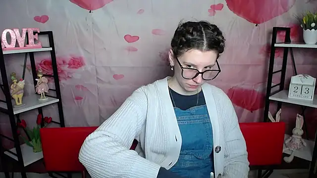 LilianaShine online show from February 2026 06:11:01 AM