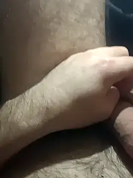 Snapshot of Erkegin001 chatting on February 2026 12:19:02 AM Erkegin001 online show from February 2026 12:19:02 AM