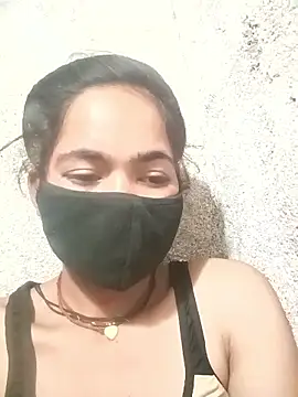 Sunali Bendre online show from April 2026 04:15:01 PM