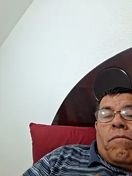 Snapshot of eros3442 chatting on February 2026 02:15:02 AM eros3442 online show from February 2026 02:15:02 AM