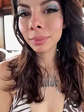 Snapshot of Isalove99 chatting on June 2026 03:01:02 PM Isalove99 online show from June 2026 03:01:02 PM