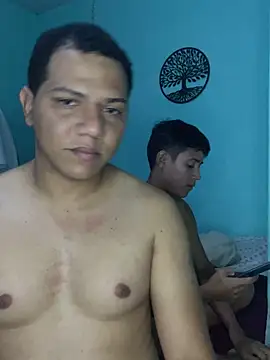 Snapshot of Loaisn chatting on February 2026 01:58:02 AM Loaisn online show from February 2026 01:58:02 AM