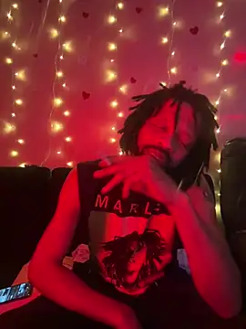 Snapshot of magic_man1085 chatting on March 2026 02:25:01 AM magic man1085 online show from March 2026 02:25:01 AM