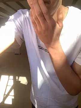 Spoo69 online show from April 2026 03:42:02 PM