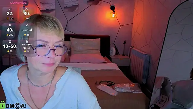 Ann Annise online show from July 2026 01:08:02 AM