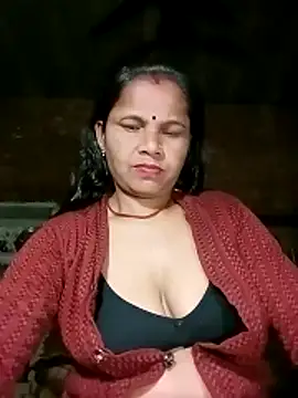 Snapshot of Pooja_sahu chatting on February 2026 02:18:01 PM Pooja sahu online show from February 2026 02:18:01 PM