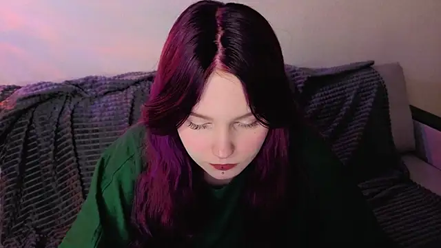 Julia Anis online show from April 2026 01:06:02 AM