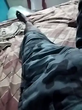 tamilpaiyan989 online show from April 2026 04:01:01 PM