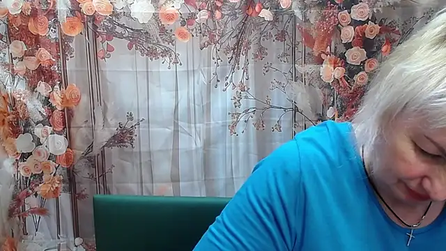 RenataDaster online show from April 2026 11:22:02 AM