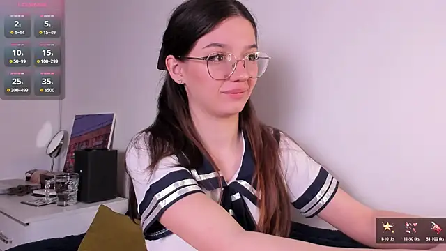 miabellee  online show from April 2026 10:10:02 PM