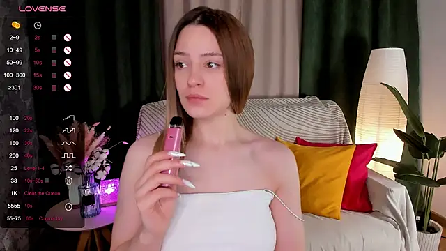 Snapshot of cherrykississ chatting on May 2026 02:18:01 AM cherrykississ online show from May 2026 02:18:01 AM
