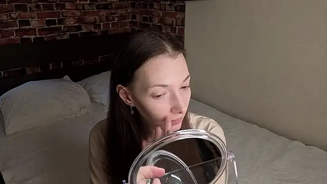 Lollyops online show from March 2026 02:05:02 AM