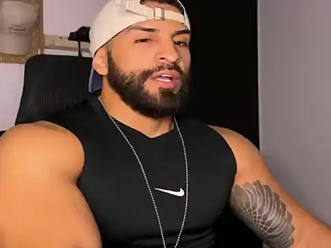 Snapshot of SamDornan51 chatting on February 2026 01:01:02 AM SamDornan51 online show from February 2026 01:01:02 AM