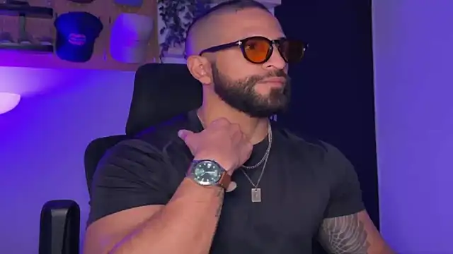 SamDornan51 online show from April 2026 01:03:01 AM