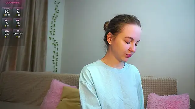 Snapshot of AricaPetties chatting on March 2026 08:11:01 PM AricaPetties online show from March 2026 08:11:01 PM