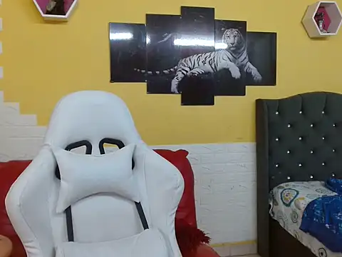 chacorta  online show from April 2026 02:03:02 PM