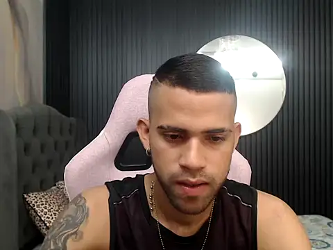 Snapshot of chacorta_ chatting on May 2026 01:44:01 AM chacorta online show from May 2026 01:44:01 AM