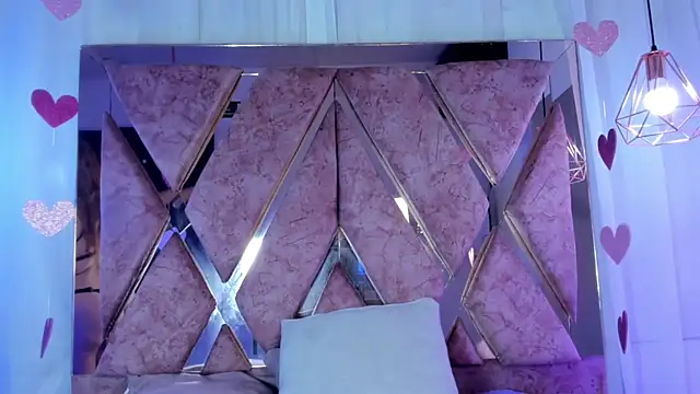 Snapshot of shantal_cooper_ chatting on February 2026 09:41:02 AM shantal cooper online show from February 2026 09:41:02 AM