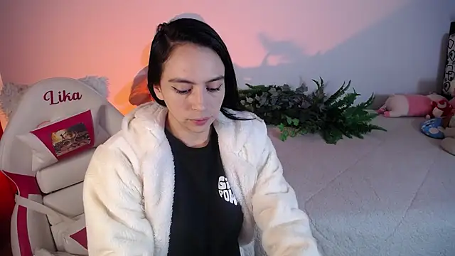 Snapshot of lika_little0 chatting on February 2026 10:52:01 PM lika little0 online show from February 2026 10:52:01 PM