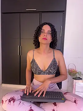 Nala OMG online show from February 2026 07:39:01 PM