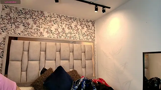 Snapshot of Emily__Cute__ chatting on February 2026 08:41:02 PM Emily Cute online show from February 2026 08:41:02 PM