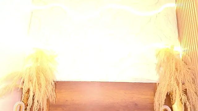 mollyjackson  online show from April 2026 10:10:02 PM