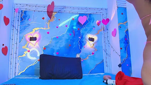 Snapshot of crystal_love08 chatting on February 2026 07:18:01 PM crystal love08 online show from February 2026 07:18:01 PM