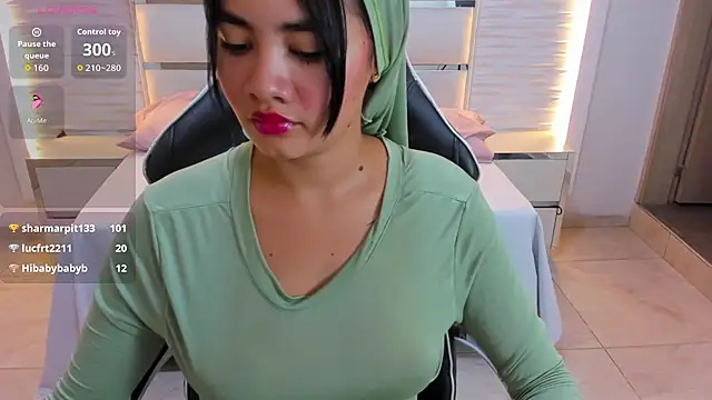 Yaiza farak online show from February 2026 07:51:01 AM