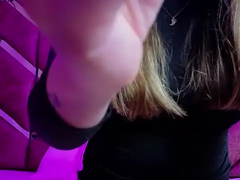 EmberCooper  online show from April 2026 03:42:01 AM