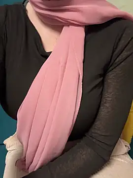 Snapshot of -pinkladyy- chatting on February 2026 05:48:02 AM -pinkladyy- online show from February 2026 05:48:02 AM