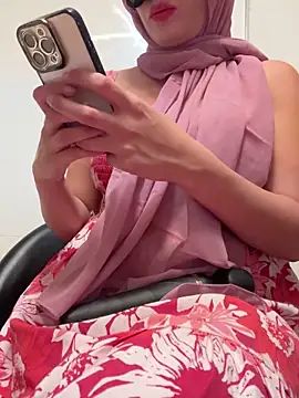 -pinkladyy- online show from June 2026 01:56:01 AM