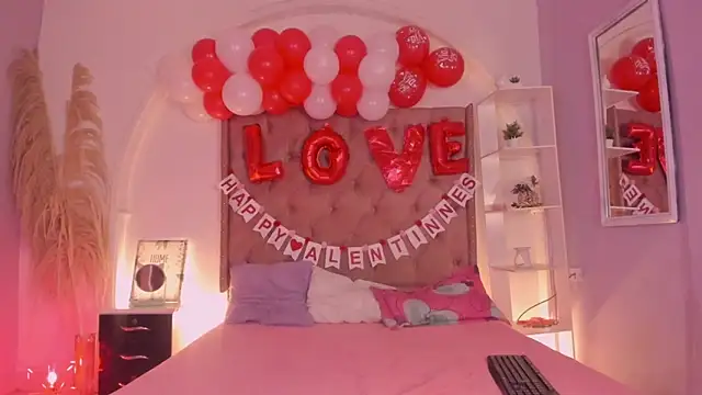 Snapshot of Lia_Passion chatting on February 2026 07:53:02 PM Lia Passion online show from February 2026 07:53:02 PM