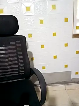 Snapshot of Arica_sexy001 chatting on February 2026 02:10:01 AM Arica sexy001 online show from February 2026 02:10:01 AM