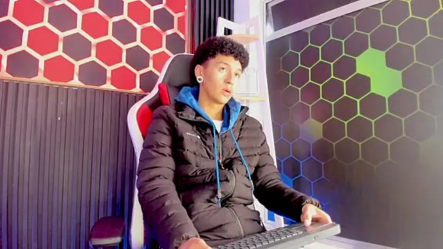 David Banks  online show from April 2026 12:24:01 PM