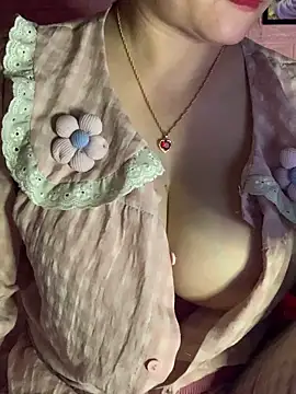 Snapshot of Star-sweet01 chatting on February 2026 01:37:02 PM Star-sweet01 online show from February 2026 01:37:02 PM