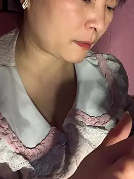 Snapshot of Star-sweet01 chatting on February 2026 12:47:02 PM Star-sweet01 online show from February 2026 12:47:02 PM