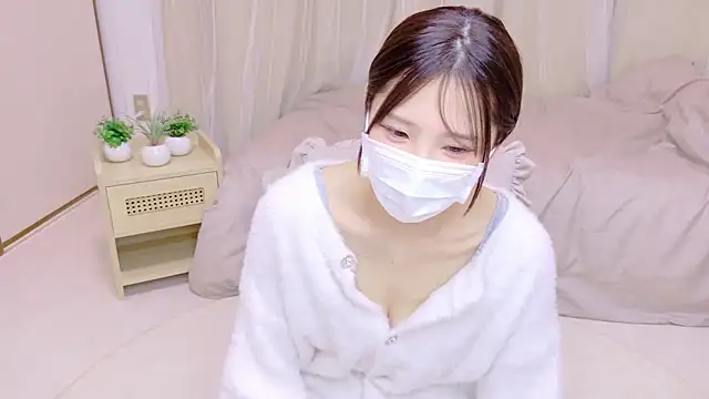 Snapshot of _MIYUnya chatting on February 2026 01:03:02 PM MIYUnya online show from February 2026 01:03:02 PM